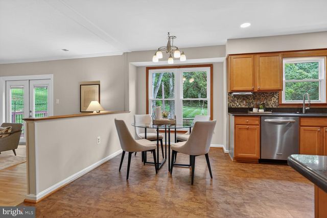 1651 LOZANO DR, Vienna, VA 22182