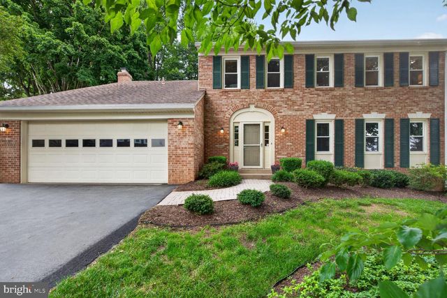 1651 LOZANO DR, Vienna, VA 22182