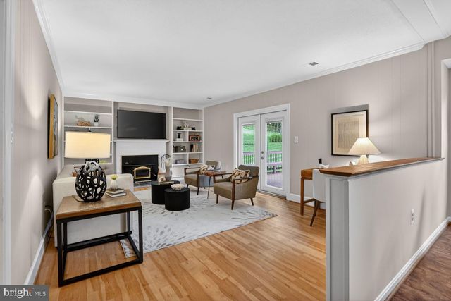 1651 LOZANO DR, Vienna, VA 22182