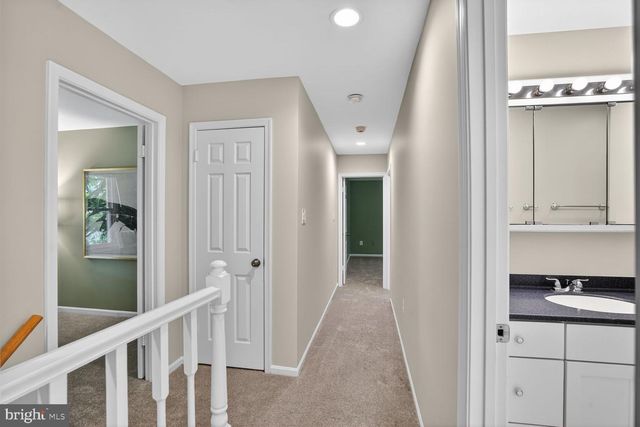 1651 LOZANO DR, Vienna, VA 22182