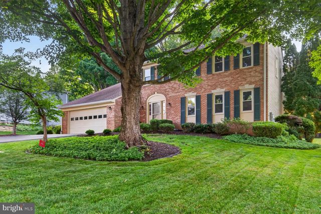 1651 LOZANO DR, Vienna, VA 22182