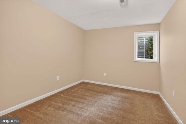 1651 LOZANO DR, Vienna, VA 22182