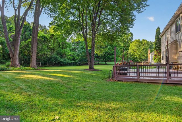 1651 LOZANO DR, Vienna, VA 22182