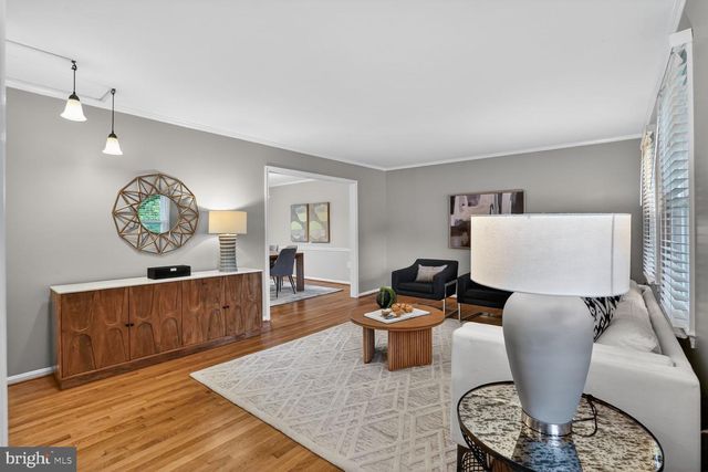 1651 LOZANO DR, Vienna, VA 22182