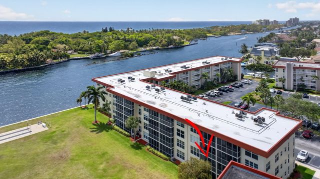 3100 NE 48th Court 214, Lighthouse Point, FL 33064