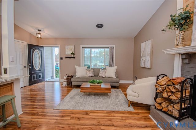 9317 Classic Rd, Glen Allen, VA 23060