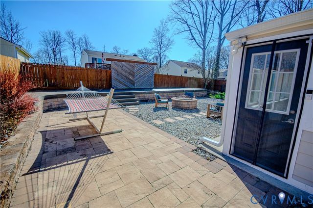 9317 Classic Rd, Glen Allen, VA 23060