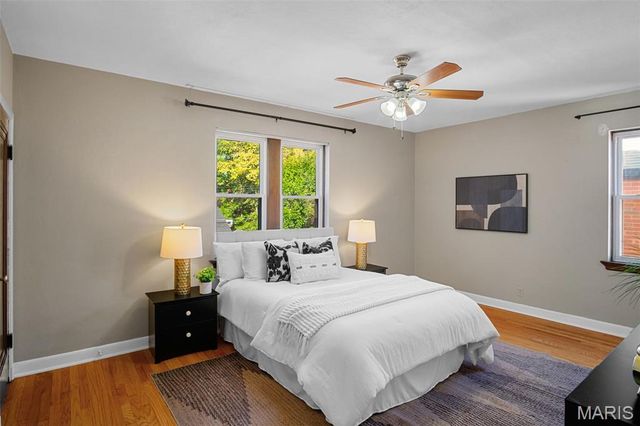 6611 Pernod Avenue, St Louis, MO 63139