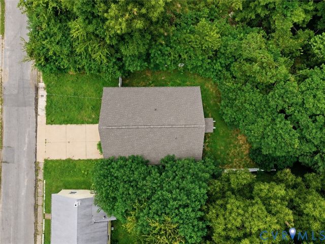 321 Mistletoe St, Petersburg, VA 23803