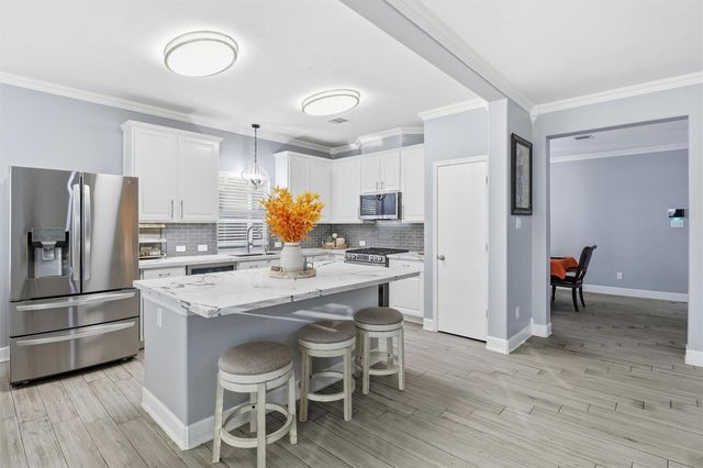 10858 Shannon Mills Lane, Houston, TX 77075