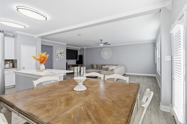 10858 Shannon Mills Lane, Houston, TX 77075