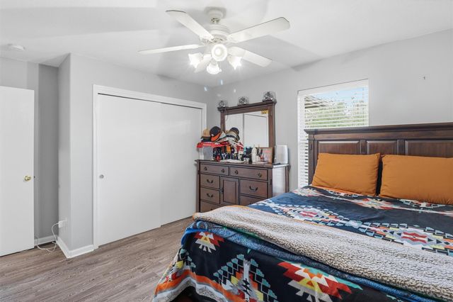 10858 Shannon Mills Lane, Houston, TX 77075