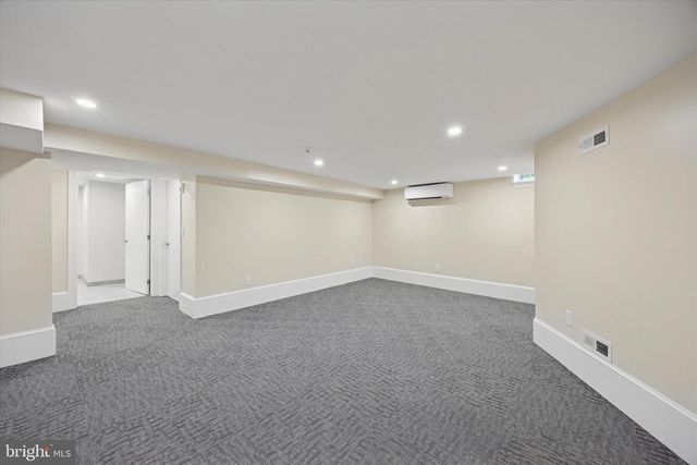 21 S CLINTON ST, Doylestown, PA 18901