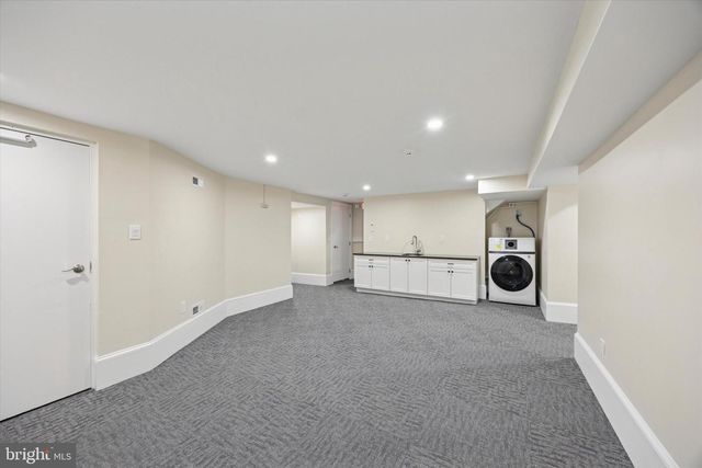 21 S CLINTON ST, Doylestown, PA 18901