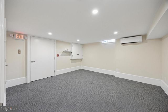 21 S CLINTON ST, Doylestown, PA 18901