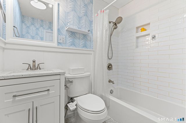 19 Merrimac Drive, Trumbull, CT 06611