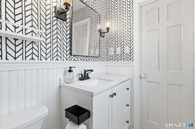 19 Merrimac Drive, Trumbull, CT 06611