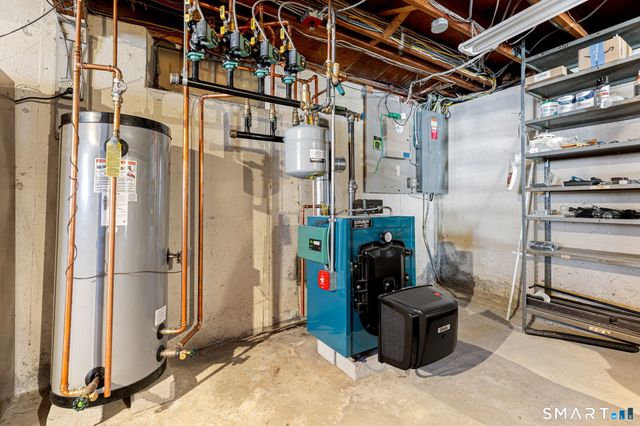 19 Merrimac Drive, Trumbull, CT 06611