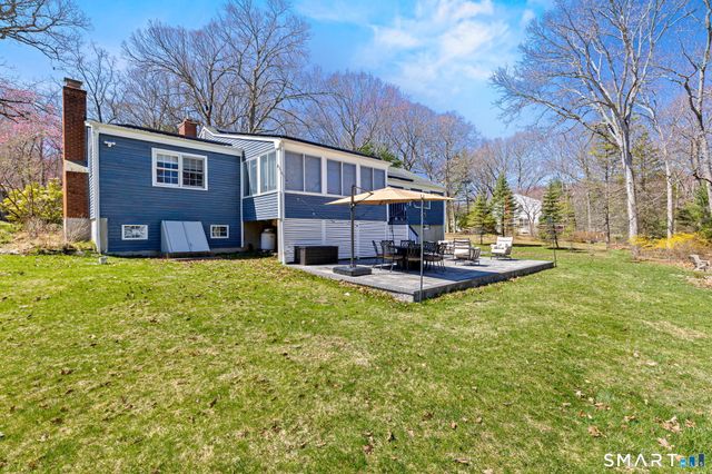 19 Merrimac Drive, Trumbull, CT 06611