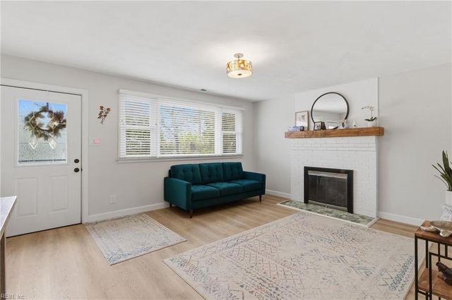 2933 Cape Henry DR, Virginia Beach, VA 23451