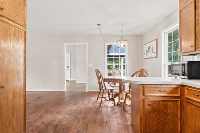 188 Aimwell Rd., Andrews, SC 29510