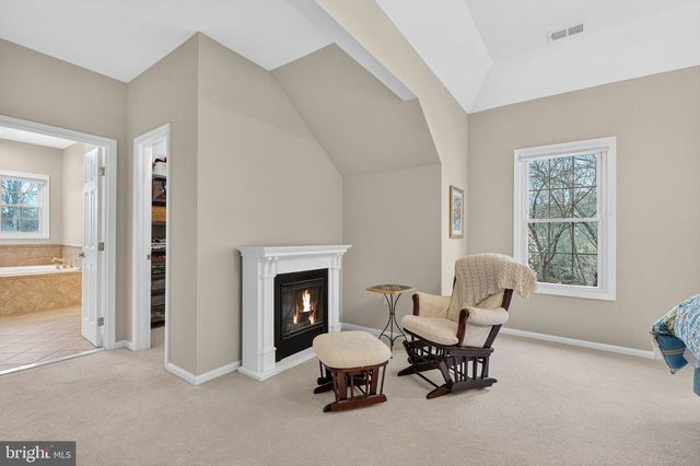 518 BRENTWOOD CT, Vienna, VA 22180