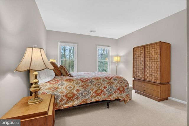 518 BRENTWOOD CT, Vienna, VA 22180