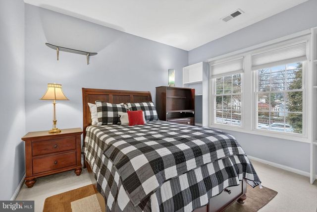 518 BRENTWOOD CT, Vienna, VA 22180