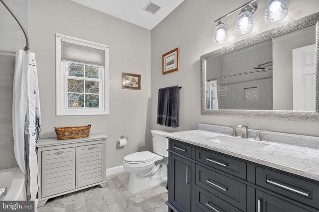 518 BRENTWOOD CT, Vienna, VA 22180