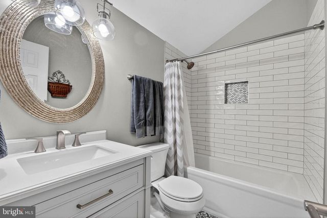 518 BRENTWOOD CT, Vienna, VA 22180