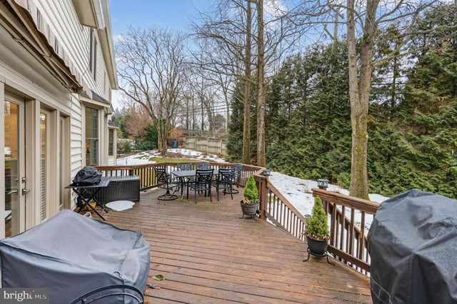 518 BRENTWOOD CT, Vienna, VA 22180