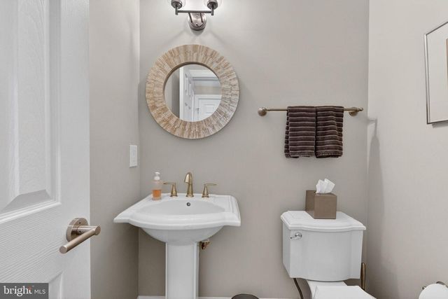 518 BRENTWOOD CT, Vienna, VA 22180