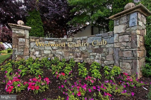 518 BRENTWOOD CT, Vienna, VA 22180