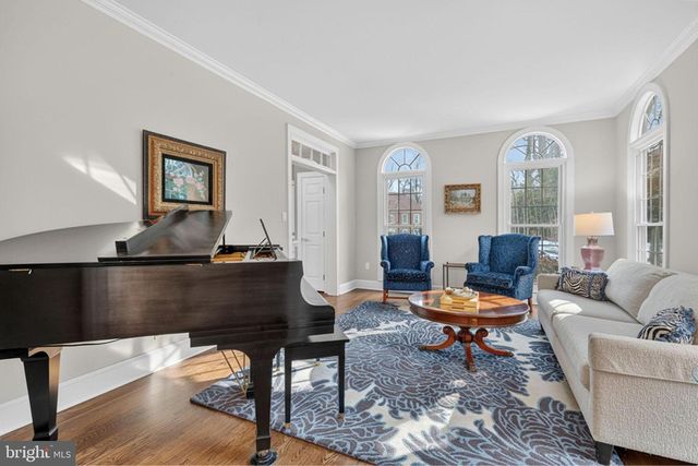 518 BRENTWOOD CT, Vienna, VA 22180