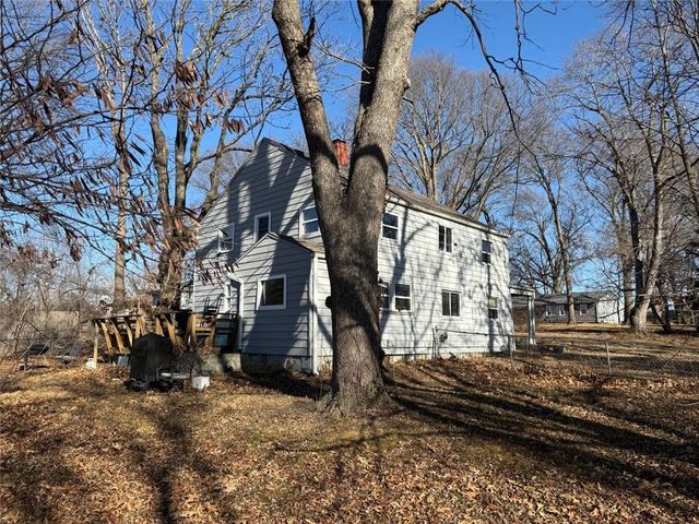 6028 NEWTON Street, Overland Park, KS 66202