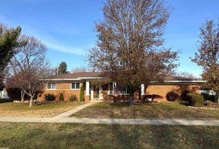 6757 Dorf Street, Shelby Twp, MI 48317