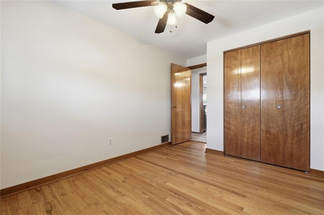 14332 Roberta Dr., North Huntingdon, PA 15642