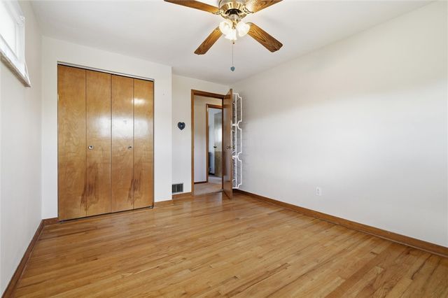 14332 Roberta Dr., North Huntingdon, PA 15642