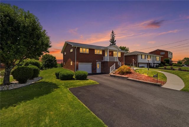 14332 Roberta Dr., North Huntingdon, PA 15642