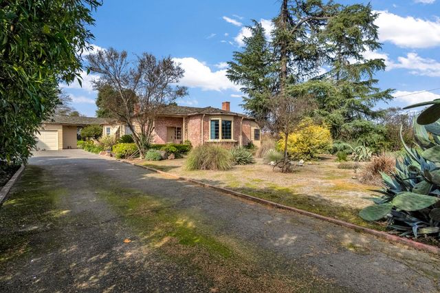 38931 Road 80, Dinuba, CA 93618