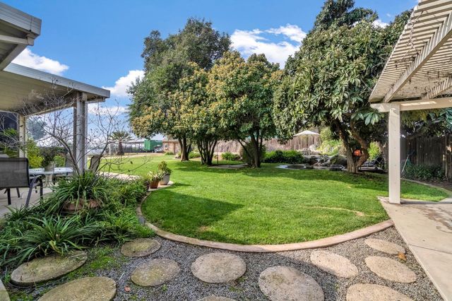 38931 Road 80, Dinuba, CA 93618