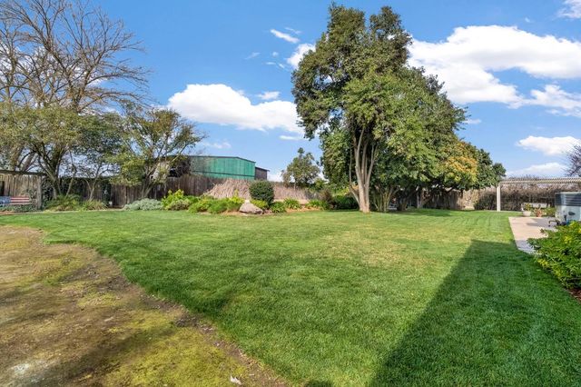 38931 Road 80, Dinuba, CA 93618