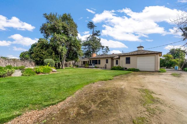 38931 Road 80, Dinuba, CA 93618