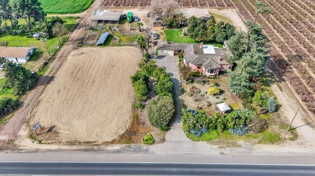 38931 Road 80, Dinuba, CA 93618
