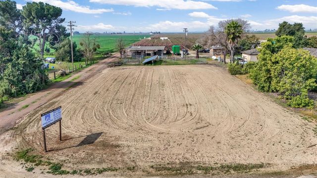 38931 Road 80, Dinuba, CA 93618