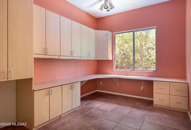 1781 W Placita De Vanegas, Tucson, AZ 85704