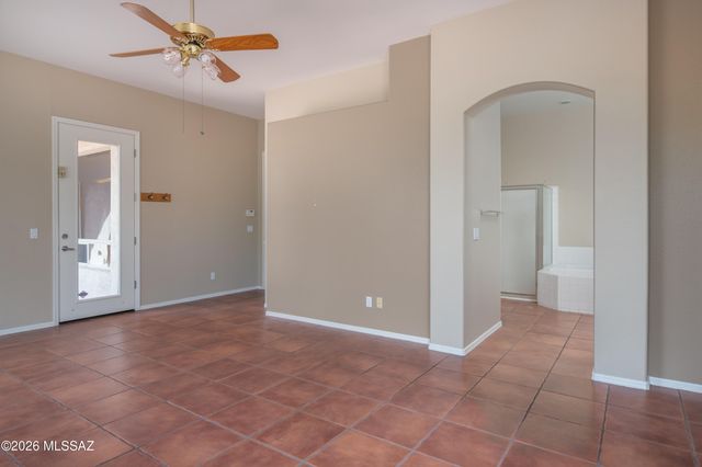 1781 W Placita De Vanegas, Tucson, AZ 85704
