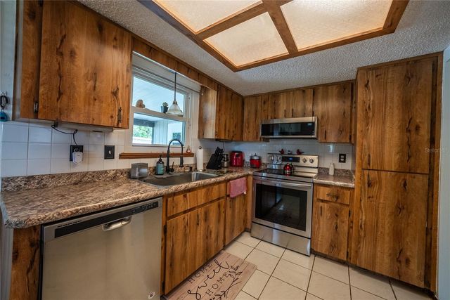 9961 SW 104TH PLACE, Ocala, FL 34481