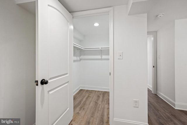 1529 ISHERWOOD ST NE, Washington, DC 20002