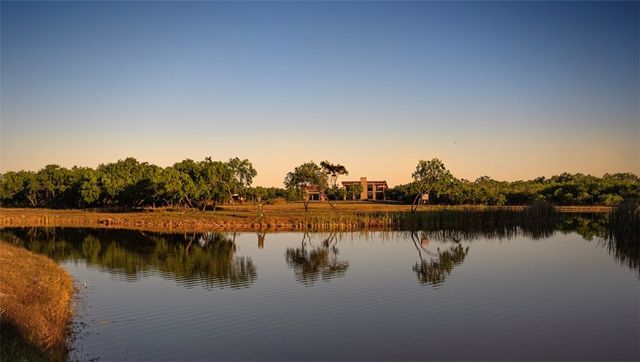 141 S Private Road 1026, Kingsville, TX 78363